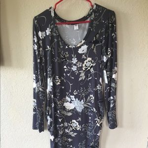Old Navy Maternity Dress